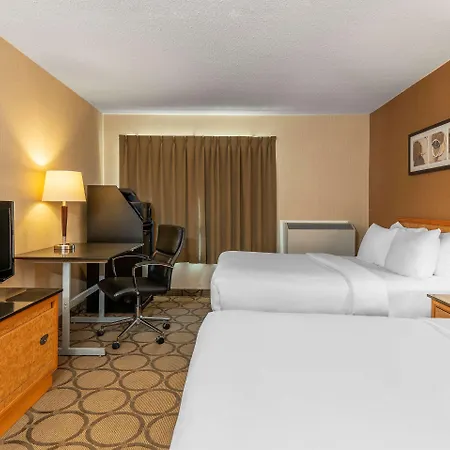 Comfort Inn Saguenay Exterior photo