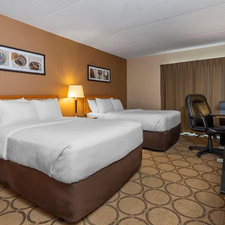 Comfort Inn Saguenay Exterior photo